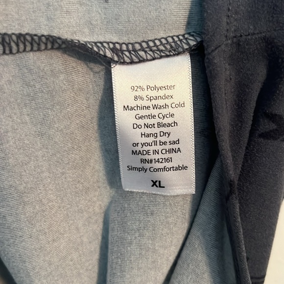 Lularoe arrow top XL - Picture 8 of 11